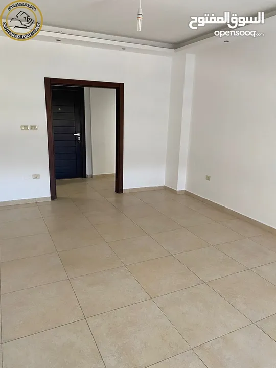 شقة فاخرة للبيع في الجندويل  - قرب حديقة الوحدة طابق ثاني 150م تشطيب سوبر ديلوكس