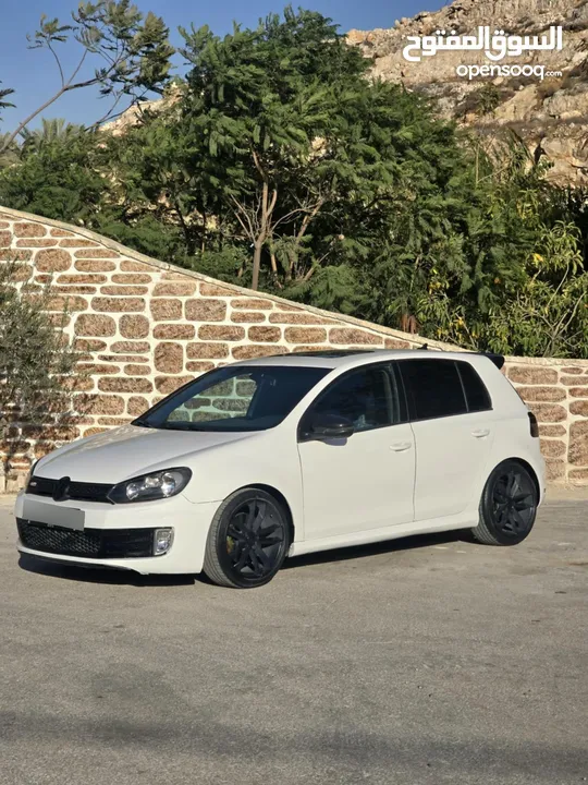 جولف gti اصل للبيع بسعر مغري