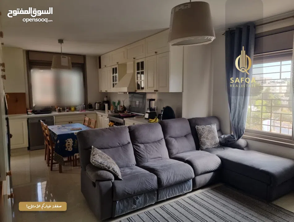 شقة للبيع بموقع مميز قريب لوسط البلد  مع اطلالة