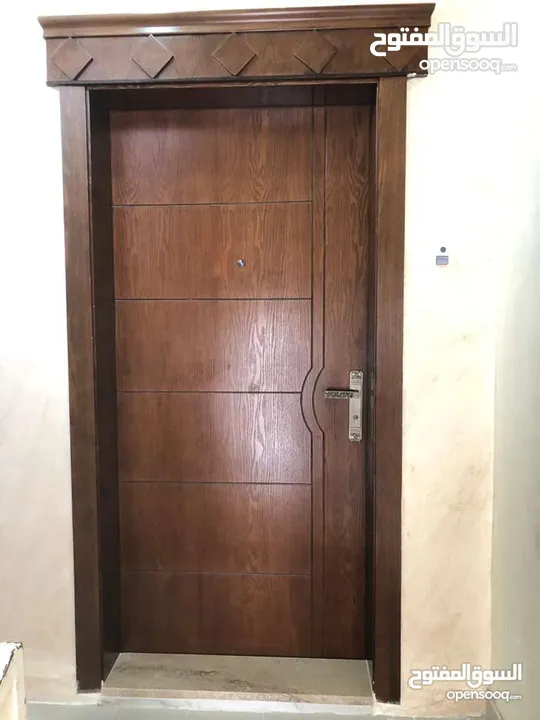 نشتري جميع انواع شبابيك ابواب المنيوم وابواب خشب