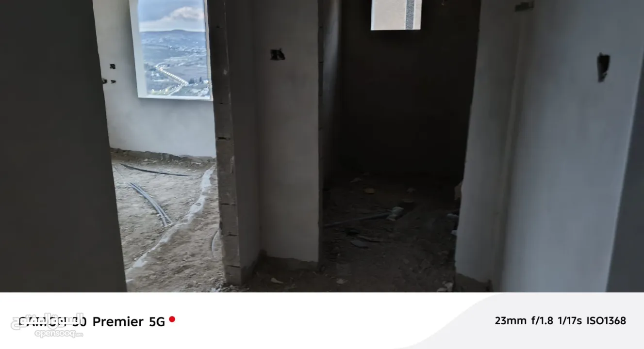 شقة مميزة للبيع في منطقة قوصين  بالقرب من نوفل مول باطلالة مميزة بمساحة 140 متر مربع بموقع هادئ