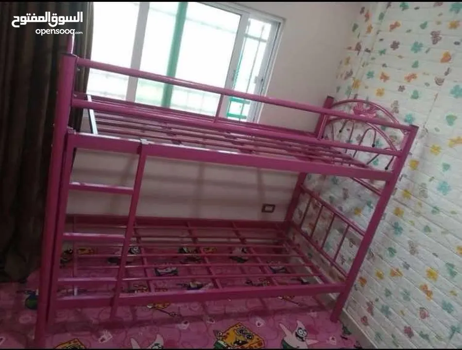 تخت  طابقين حديد ثقيل متوفر الوان اسود وابيض وزهري فقط