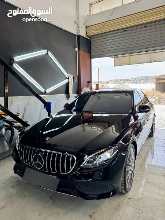 مرسيدس E300