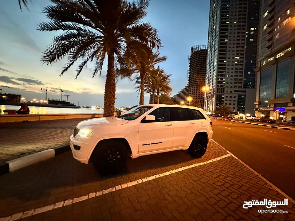 جيب جراند شيروكي موديل 2021 للايجار  FOR RENT JEEP GRAND CHEROKEE MODEL 2021