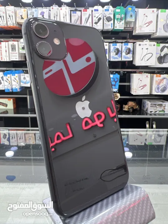 iPhone 11 (128) GB ايفون 11 مستعمل بحالة ممتازة مغيرله شاشة اصلية بالشركة  فقط لا غير كفالة محل