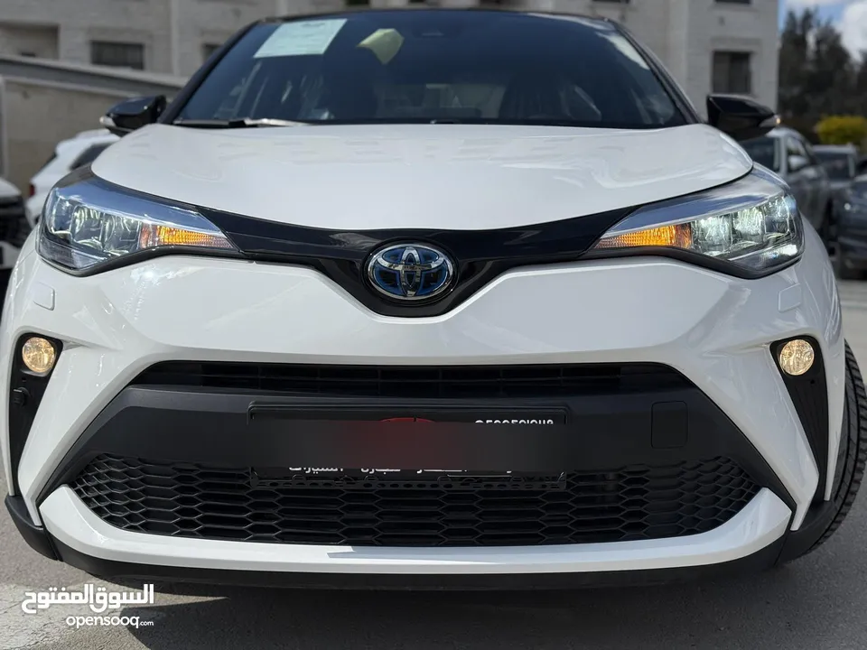 تويوتا C-HR ترخيص 2022 محرك 1800 هايبرد