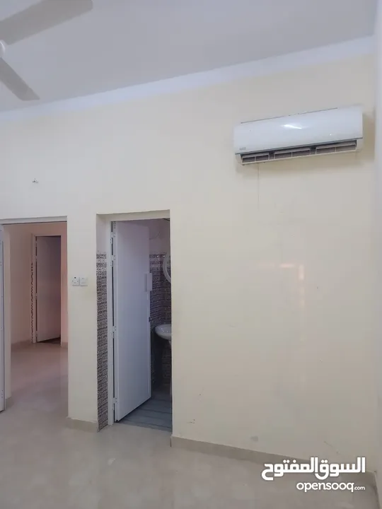 شقة للايجار صحار الغشبه مقابل ستي سنتر صحار Apartment for Rent/Opposite City  Centre