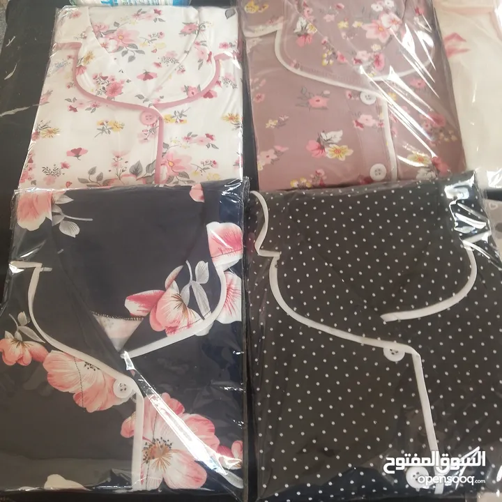 بيجاما نسائي قطن اجنبي مطبع مكفول برسمات والوان مختلفة يوجد تشكيلة كبيرة من الموديلات المختلفة يوميا