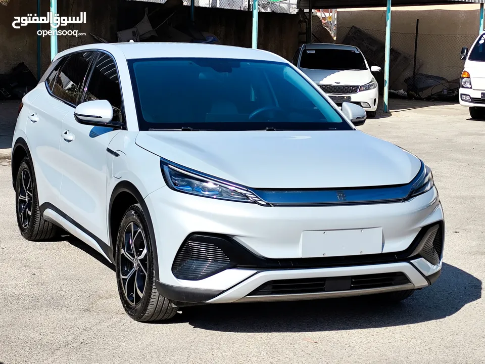 تم وصول BYD YUAN PLUS البطارية الكبيرة فحص كامل لون سلفر مميز بي واي دي يوان بلس عداد قليل
