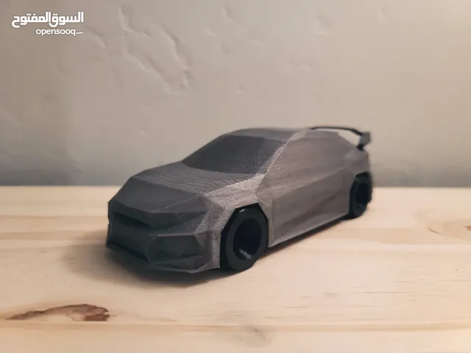 مجسمات لسيارات بتصميم  مكعبي (low poly)