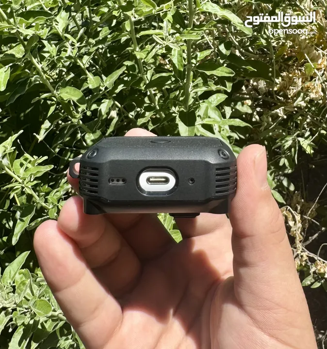 Original Used AirPods Pro 2 with carbon fiber case warranty service still available