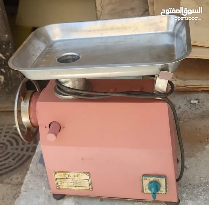 ماكنة فرم اللحوم الصناعية مقاس 22 شغالة 100%
