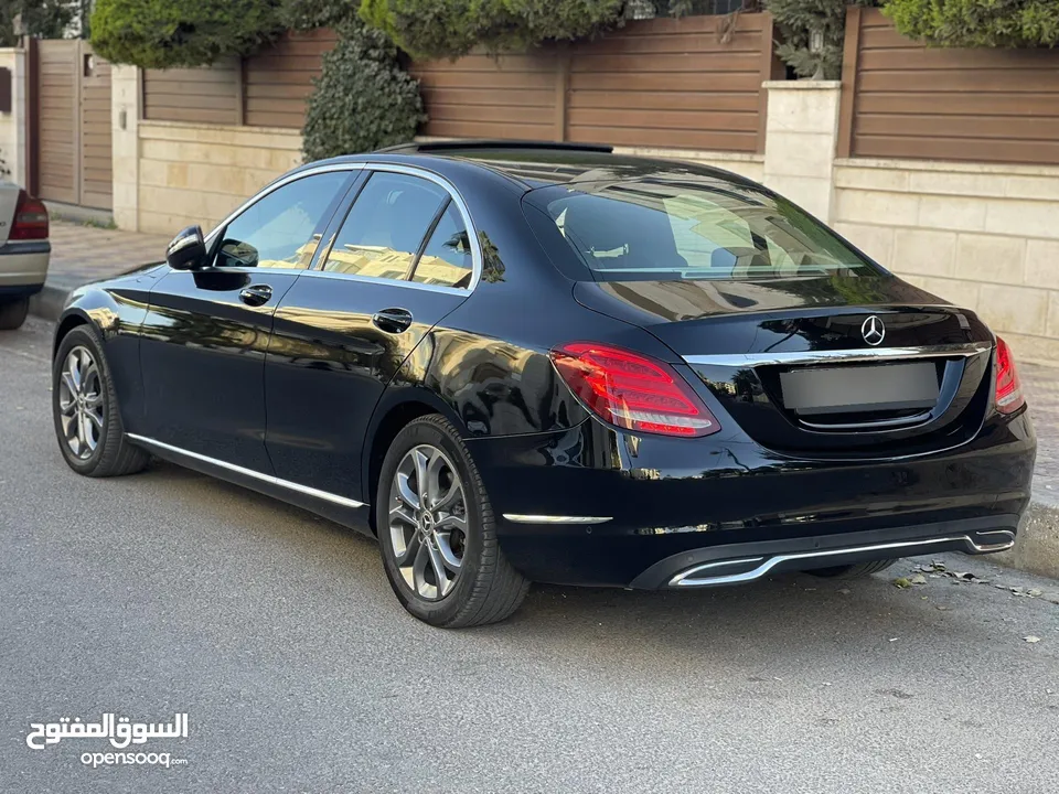 Mercedes C180 2015 Fully loaded  7 Jayed