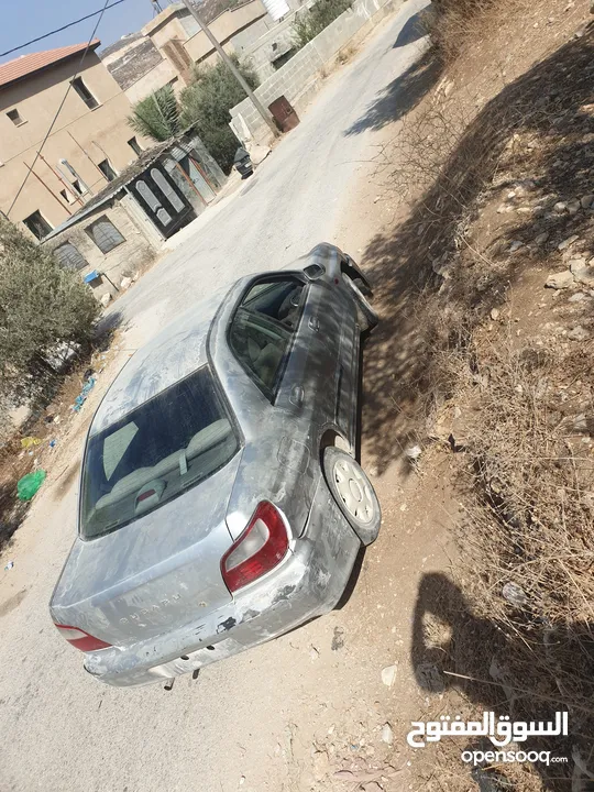 سوبارو امبريزا 2001  السيارة نظيفة لقطة