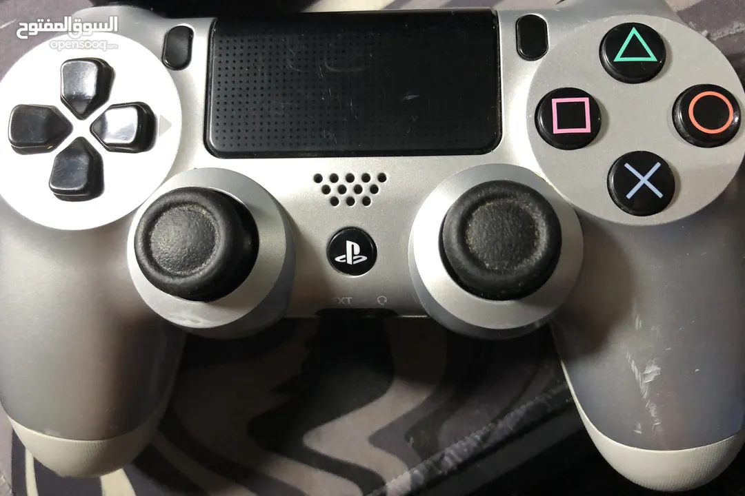 Ps4 controller  (  أوريجنال  )