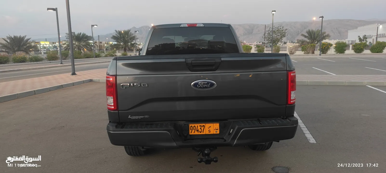 فورد F-150 باب ونصف