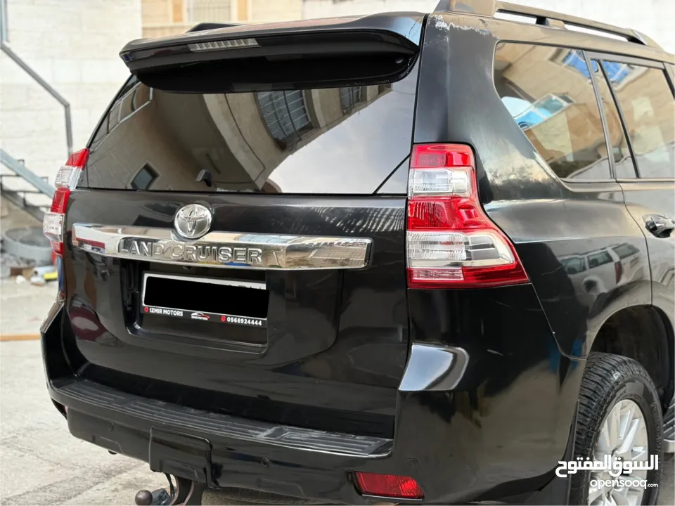 Toyota Land Cruiser تويوتا لاندكروزر