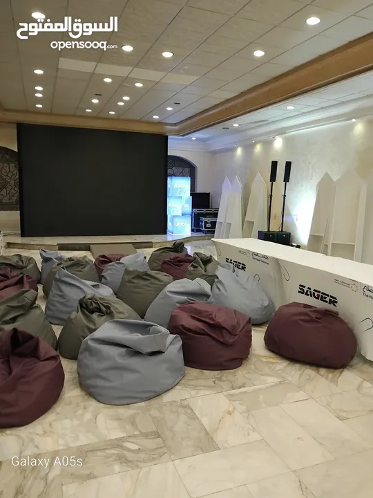 بفات beanbags  لالعاب البلايستيشن والقراءة وتكملة اعمال الكمبيوتر