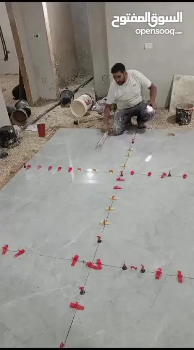 بلاط بجميع انواعه تسليم هندسه  نصل لكم أينما كنتم