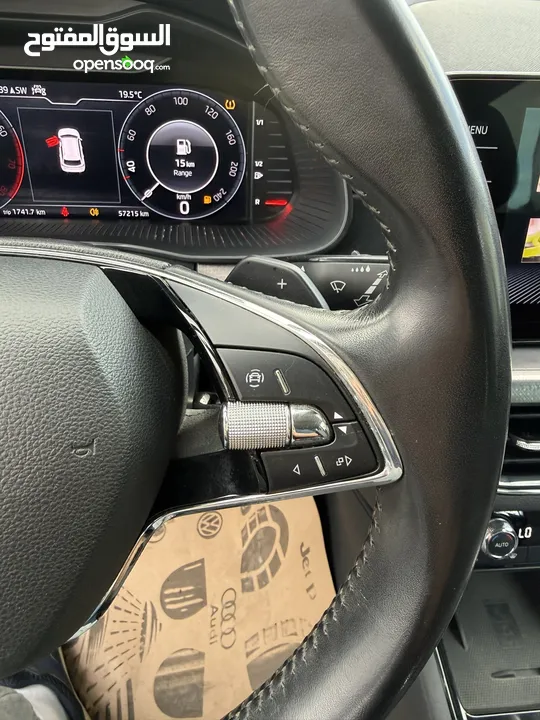 سكودا كاميك ترخيص 2021 محرك 1500 بنزين جير أوتوماتيك  150 حصان