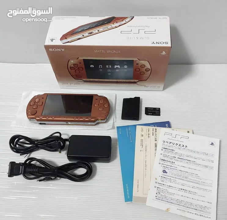 بحاله ممتازه  PSP مع الكرتون الأصلي  مستورد اليابان لون برونزي مع كل الملحقات