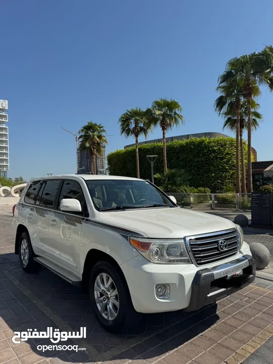 Land crusier gx 2015 in excellent condition Toyota service full original paint 12100 bd