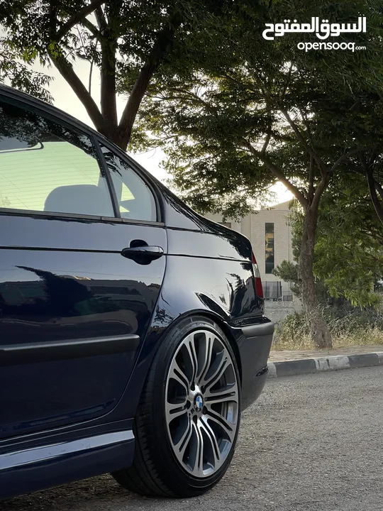 BMW 320i 6 cylinder