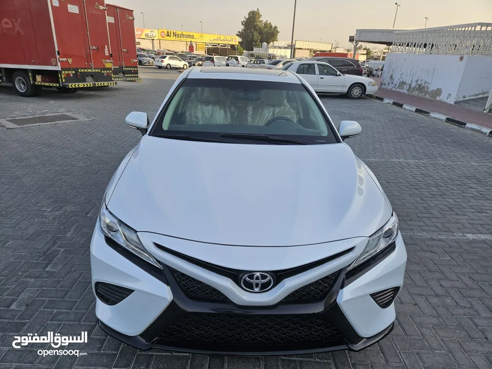 Toyota camry model 2020 Gcc full option V6 3.5 cc