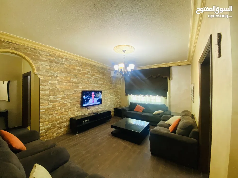 شقة فاخرة مفروشة في ضاحية الرشيد حي الخرابشة للإيجار.