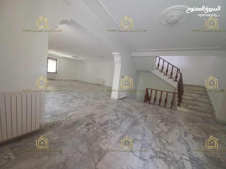 فيلا للايجار .. يوجد خيارات اخرى Villa for rent.. other options available / V152