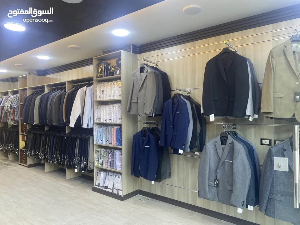 محل ملابس رجالي للبيع