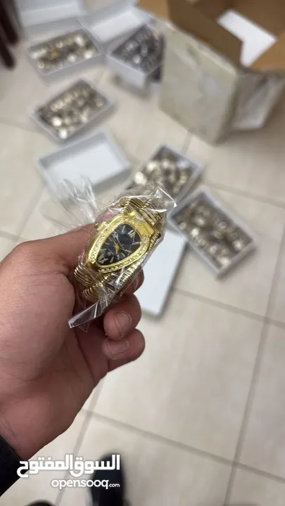 ساعه الحبه الماركه العالمية