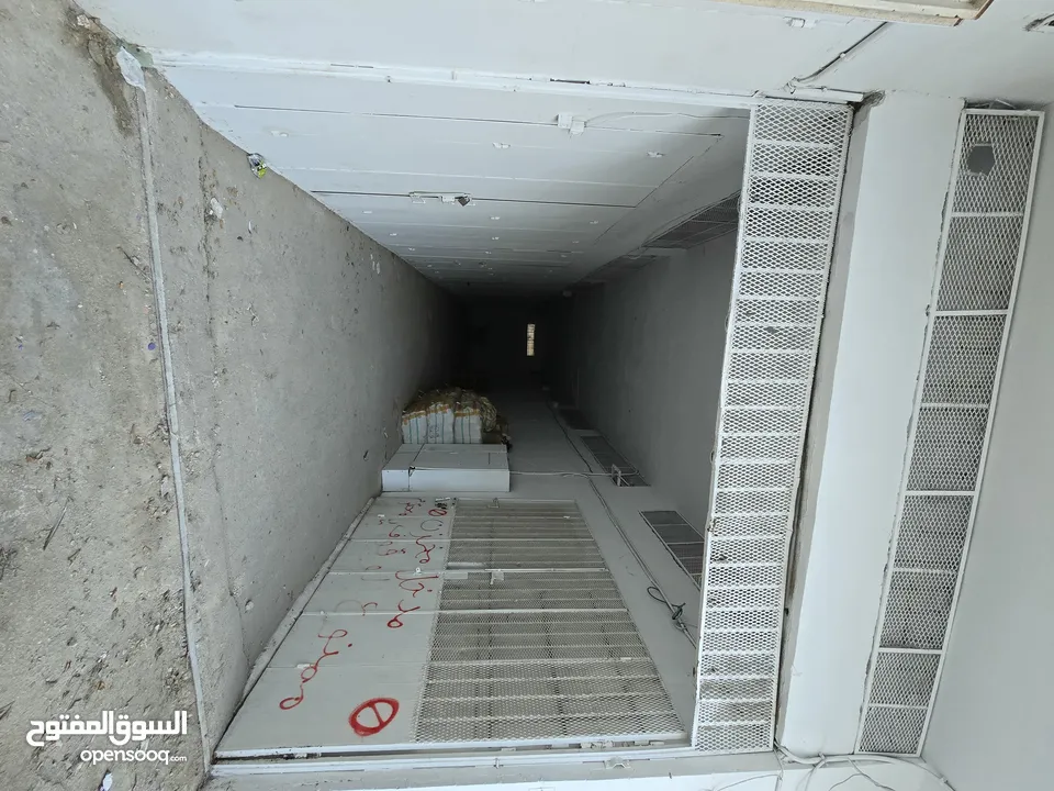 مخازن تجاريه