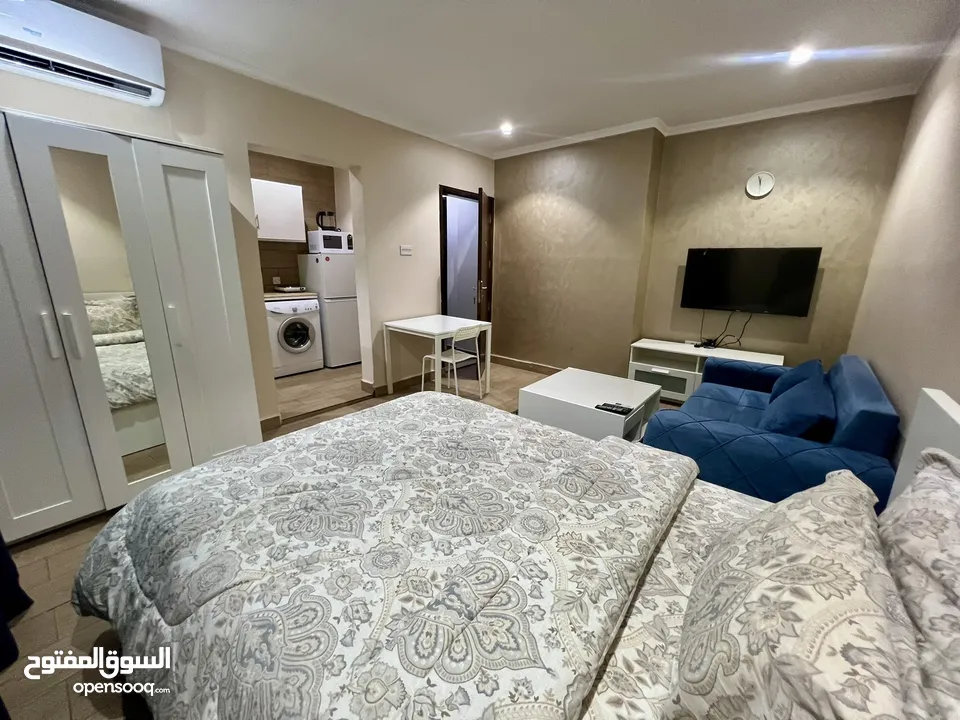 Salmiya - Lovely Fully Furnished Studio