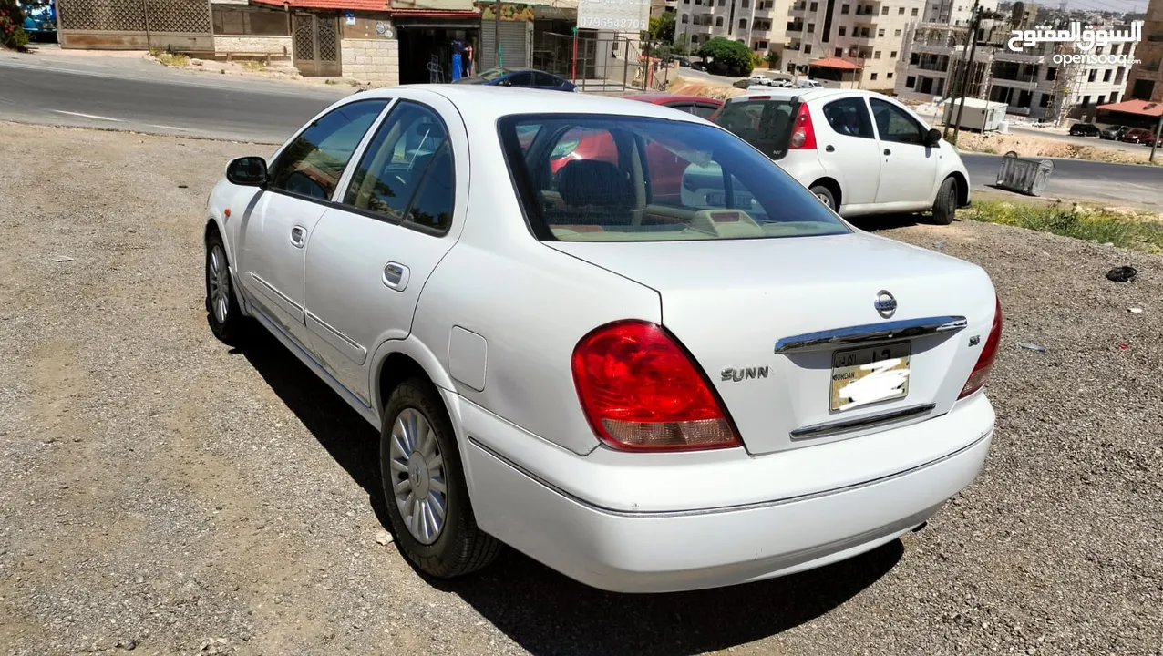 نيسان صني أوتوماتيك موديل 2005 بحاله جيده