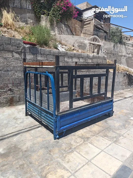 حوض وصندوق بنحو للبيع الزرقاء الجبل البيض