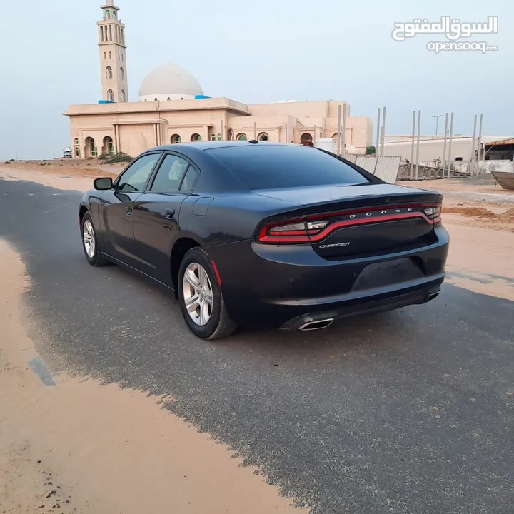 2019 DODGE CHARGER SXT