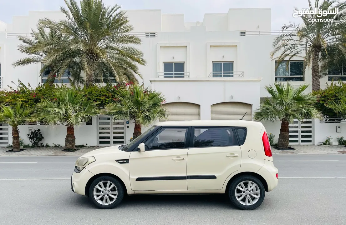 KIA SOUL 2013 MODEL FOR SALE..