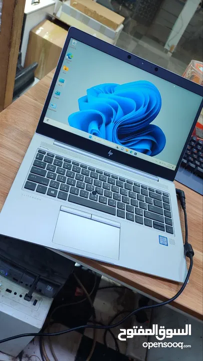 كور i5 جيل ثامن hp 840 G6 هارد 256 SSD رام 8 نظافه 100% اخو الجديد