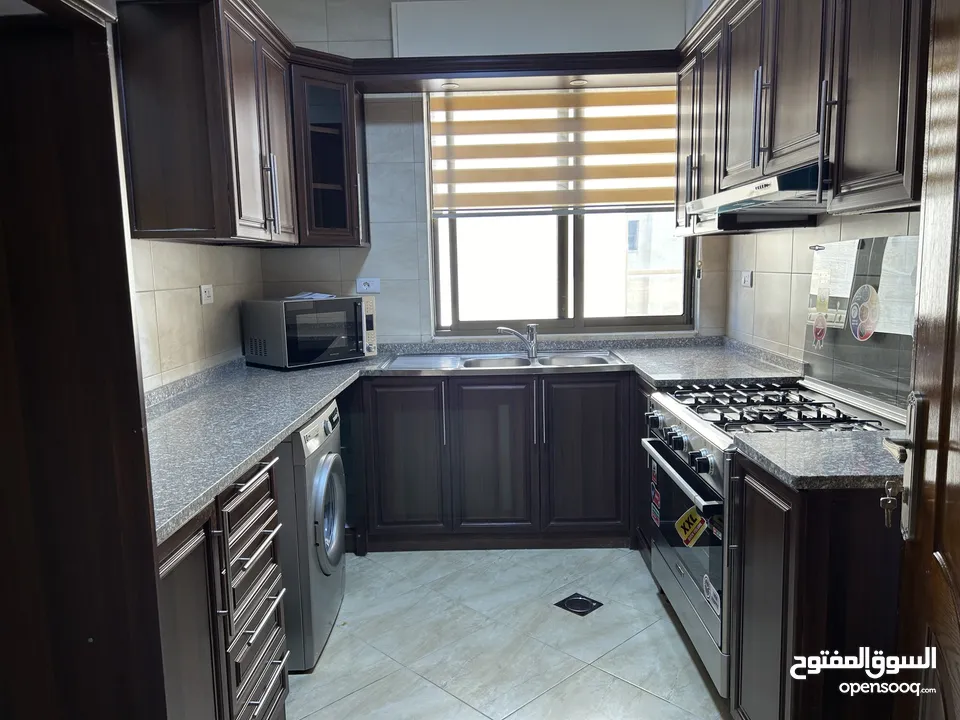 Bright lovely newly decorated 3 bedrooms flat / 3 bathrooms, 7th Circle