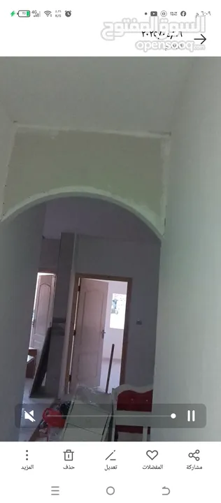 عمارة قابلة للاستثمار للبيع  بسعر مغري جدا..بداعي السفر مفصلة من اربع طوابق وروف سوبر سوبر ديلوكس