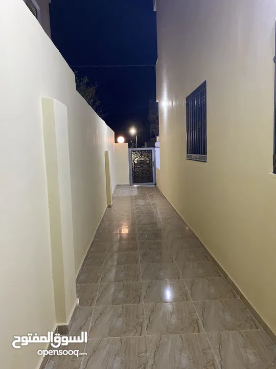 شقق فاخرة للبيع بسعر مغري جداً جداً جداً