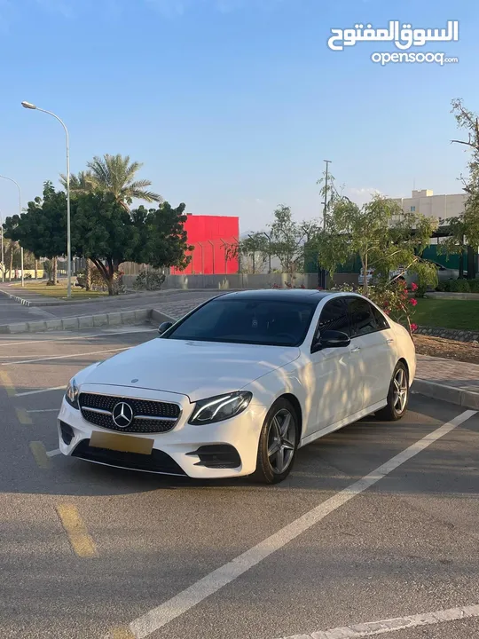 مرسيدس E300 نظيف جدا