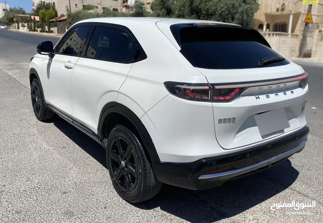 هوندا e.NS1 2023 لون ابيض