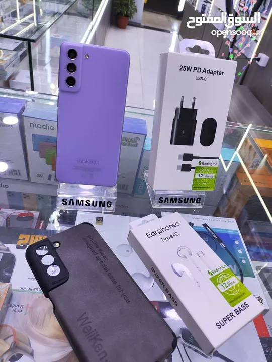مستعمل اخو الجديد Samsung S21 FE 5g رام 16 جيجا 256 أغراضة والكرتونه الأصلية متوفر توصيل
