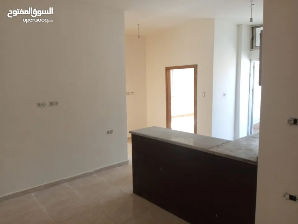 شقة فارغة للإيجار