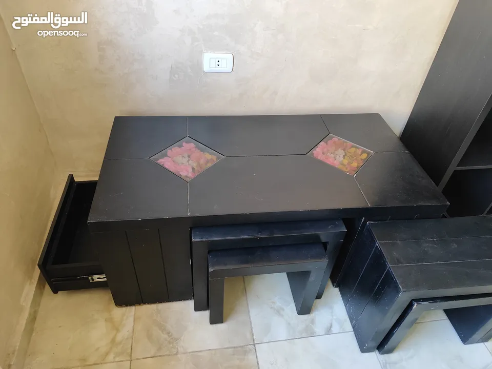 طاولة تلفزيون وطاولة وسط