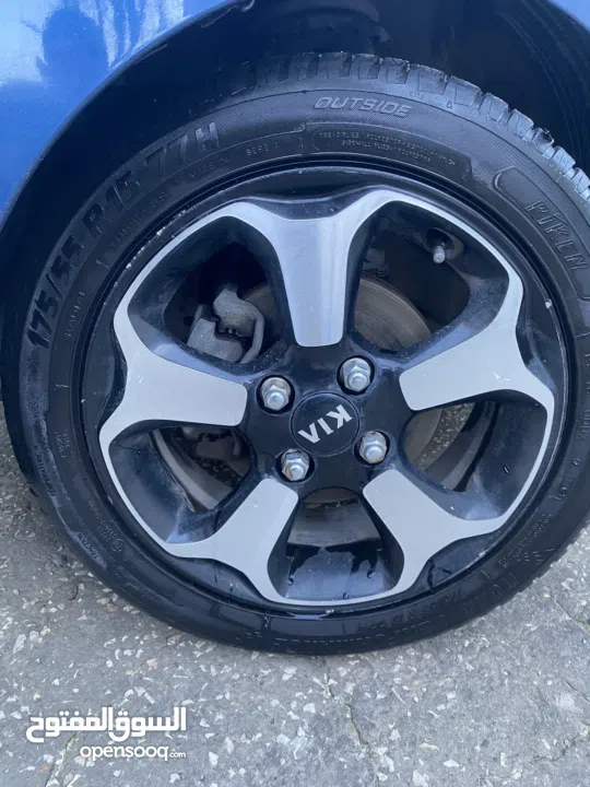 كيا مورنينج ترخيص 2015 باللون المميز عداد قليل فحص نخب اول ولا ضربة ولا حتى بلاطة فل بدون فتحة