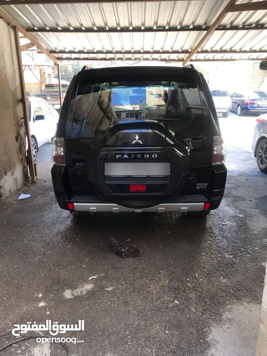 ميتسوبيشي باجيرو 2022 وكاله قابل للبدل