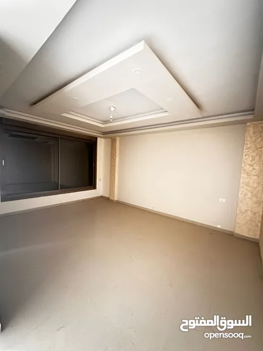 شقه للبيع في الطيره بالقرب من مدرسه زياد ابو عين بسعر مغري